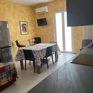 Casa Caselle Intero Appartam Indipend 100mq 2 Stanze 2 Bagni E Cucina Alloggio in famiglia